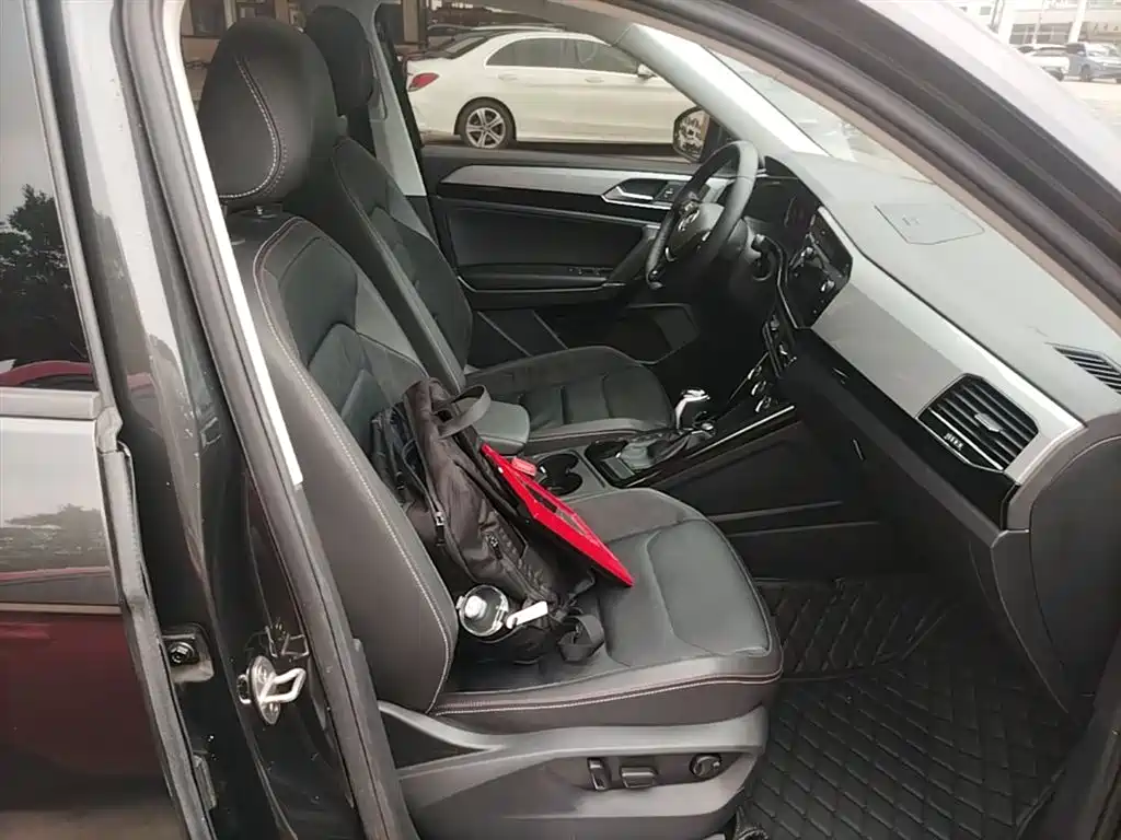Volkswagen Tayron 2019 330TSI 2WD Luxury Plus China VI фото 25