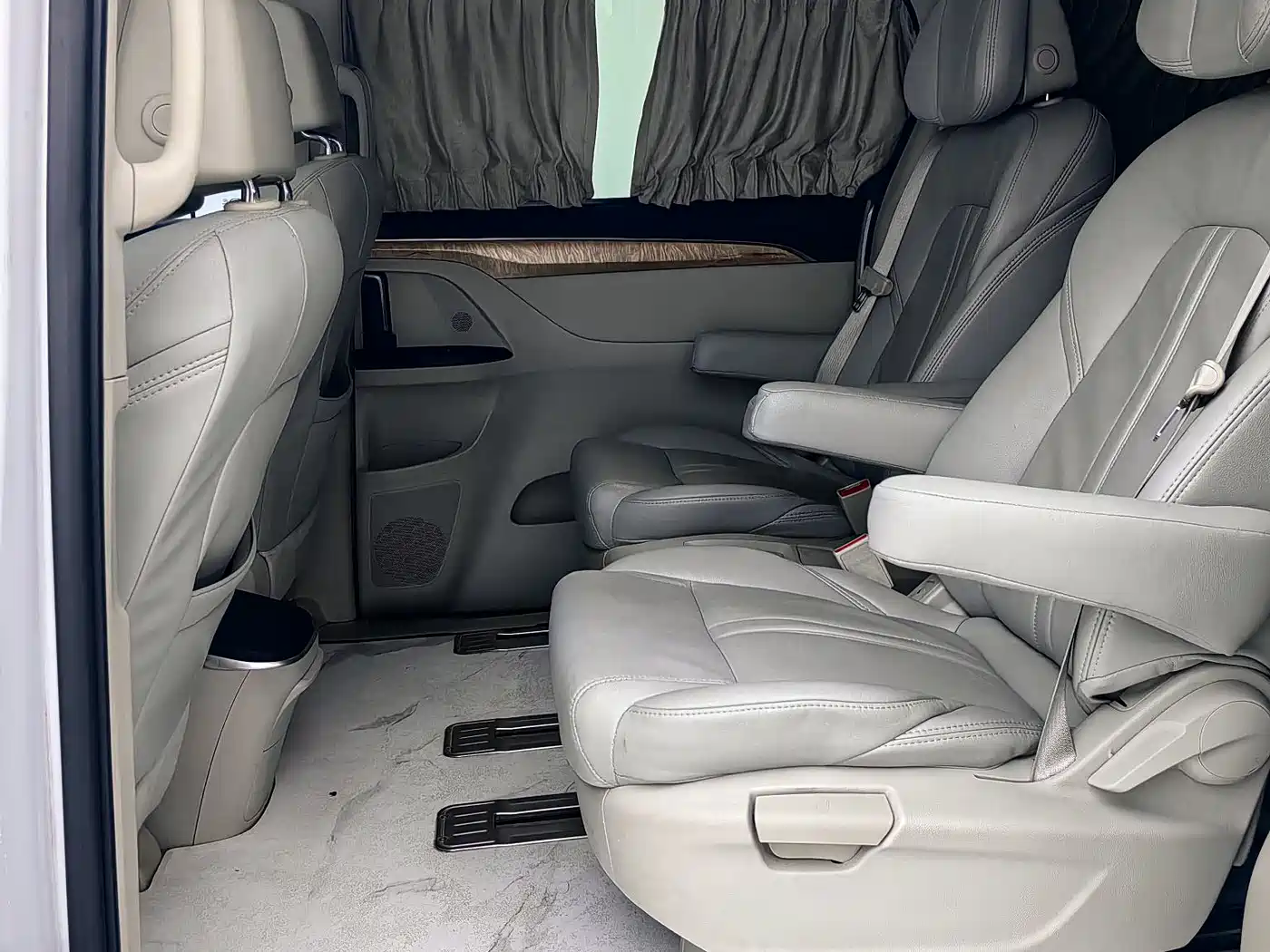 Buick GL8 2018 28T Comfort China VI фото 12