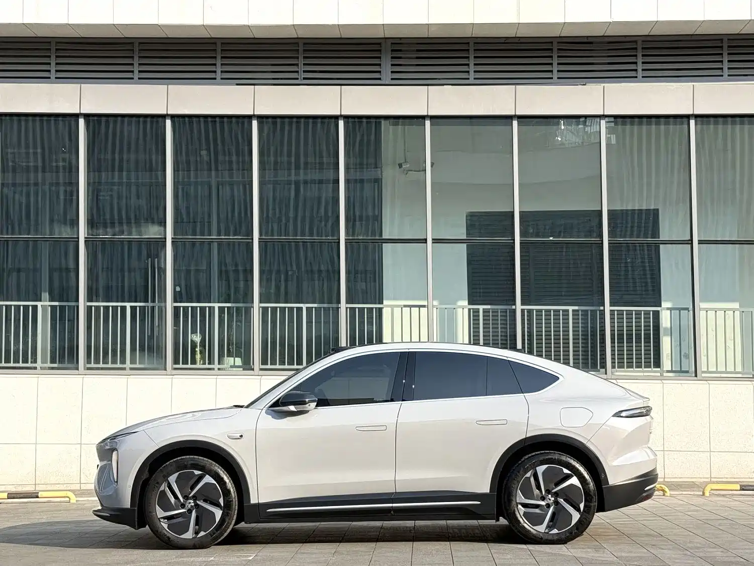 Фото 7 - NIO EC6
