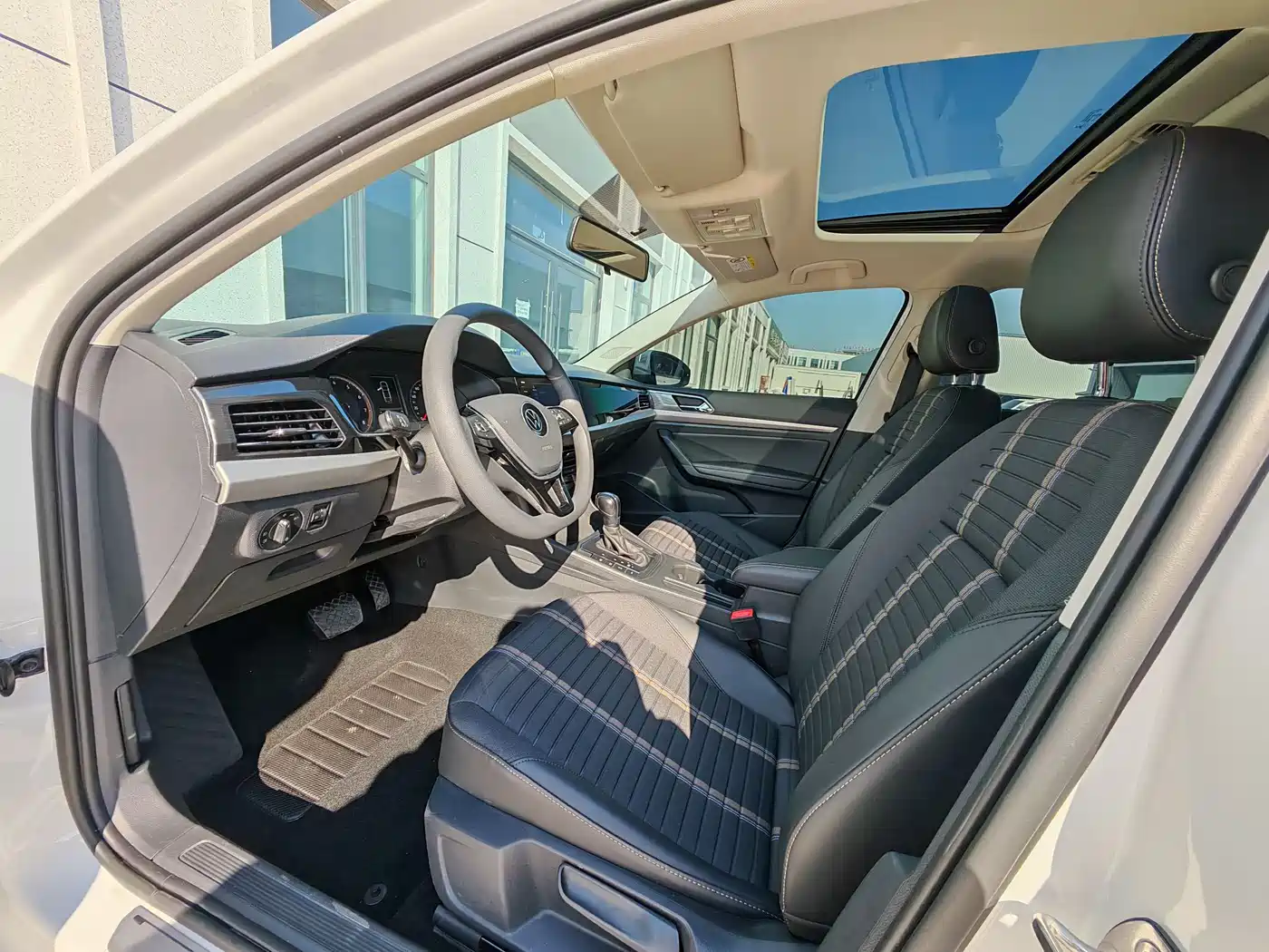 Volkswagen Lavida 2021 280TSI DSG Comfort Edition фото 8