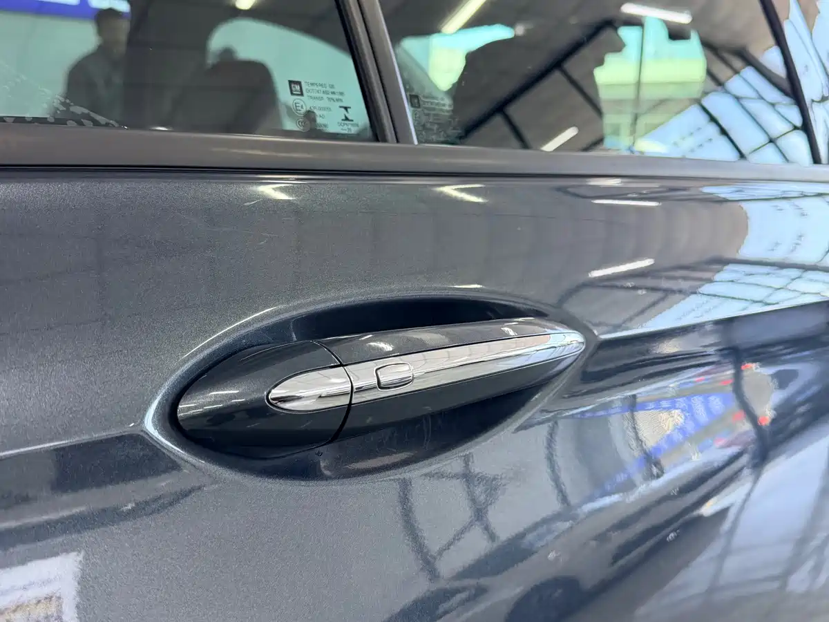 Buick Regal 2019 20T Elite China VI фото 17