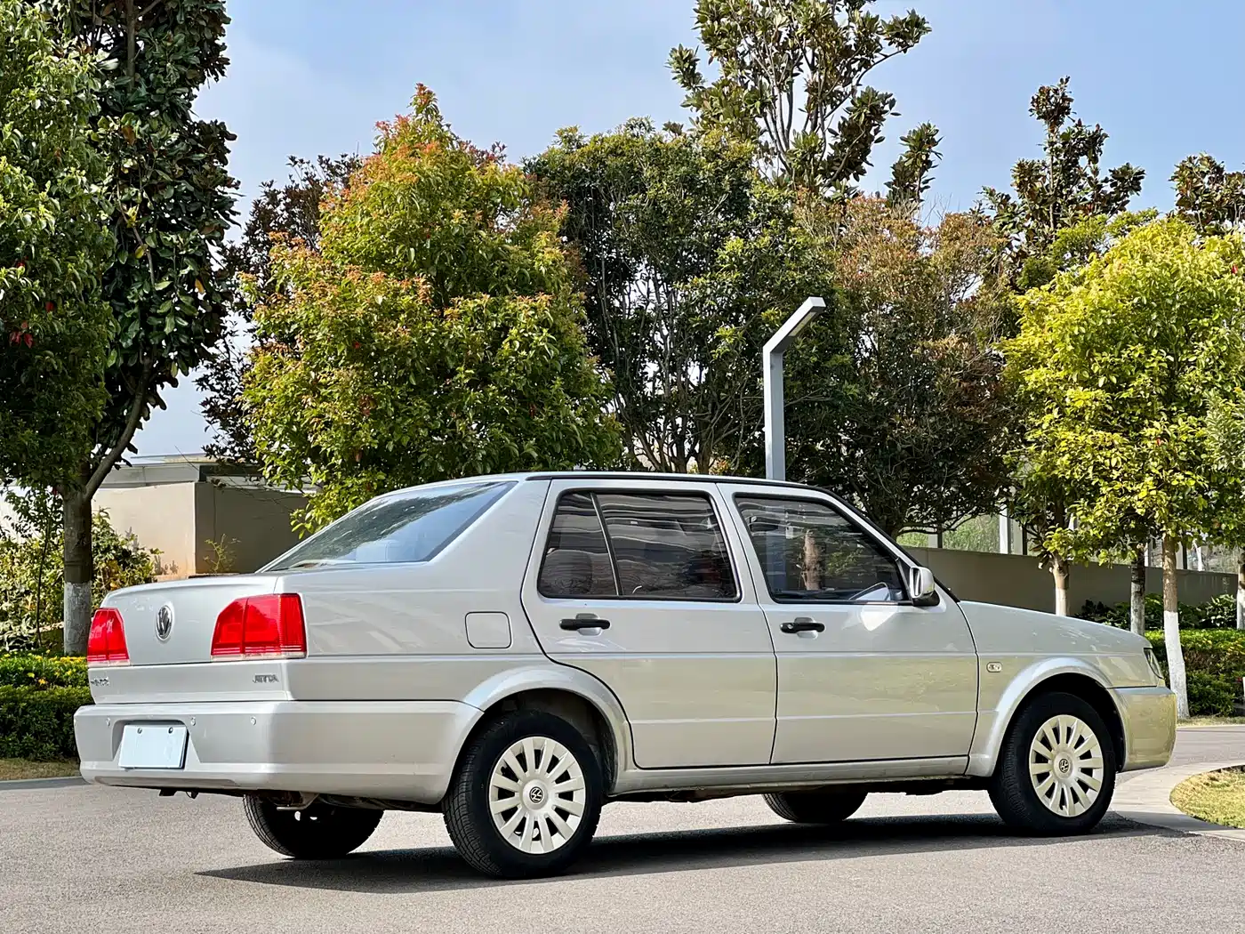 Volkswagen Jetta 2012 1.6L Collector's Edition фото 6
