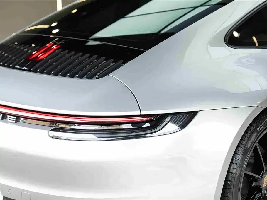 Porsche 911 2022 Carrera 3.0T фото 7