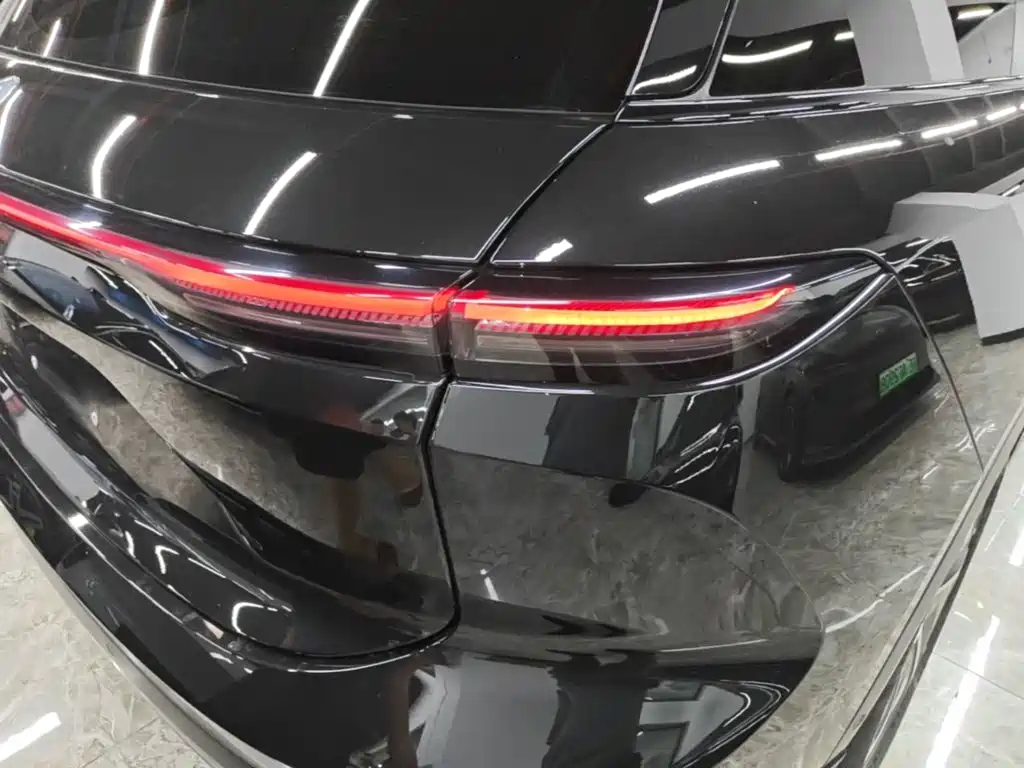 Фото 8 - NIO ES6