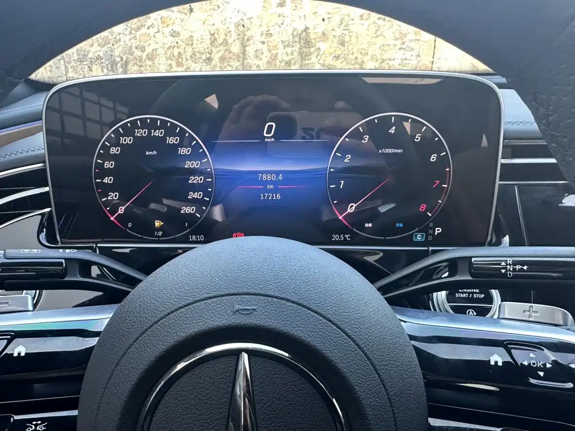 Mercedes-Benz E-Class 2025 E 300 L Luxury фото 14