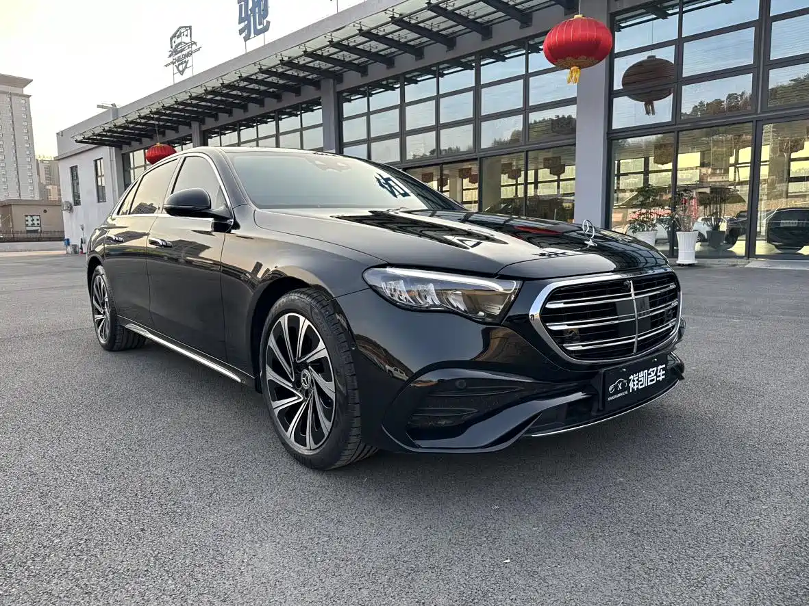 Mercedes-Benz E-Class 2025 E 300 L Luxury фото 3