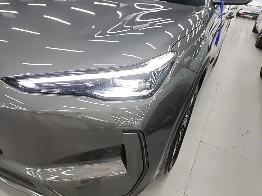 Фото 24 - Geely Galaxy Galaxy E5