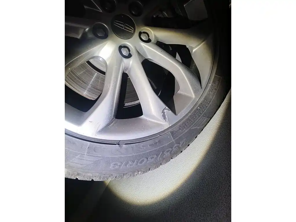 Фото 7 - Lincoln MKC