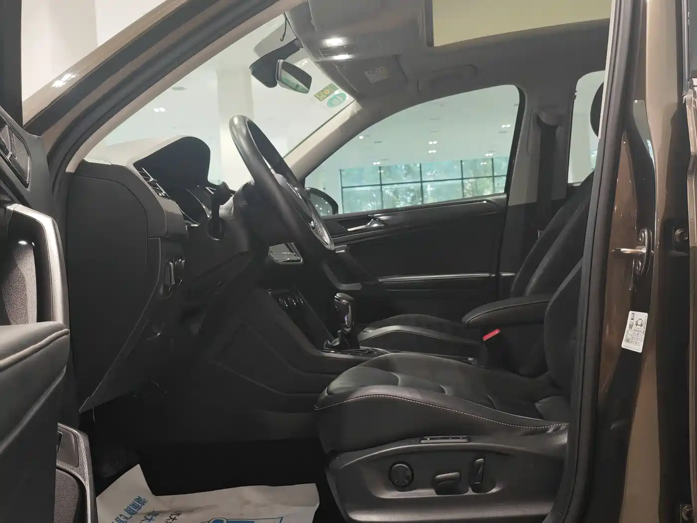 Volkswagen Tiguan L PHEV 2019 430PHEV Hybrid Luxury Edition фото 7