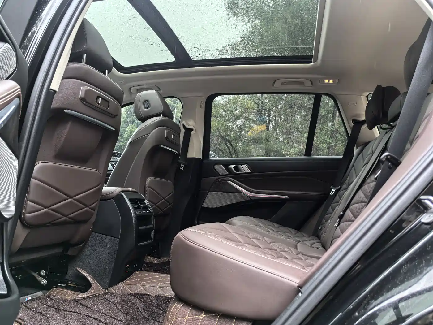 BMW X5 2023 xDrive 30Li Premium M Sport Package фото 8