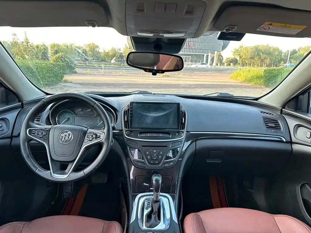 Фото 9 - Buick Regal