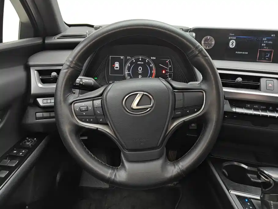 Photo 15 - Lexus UX