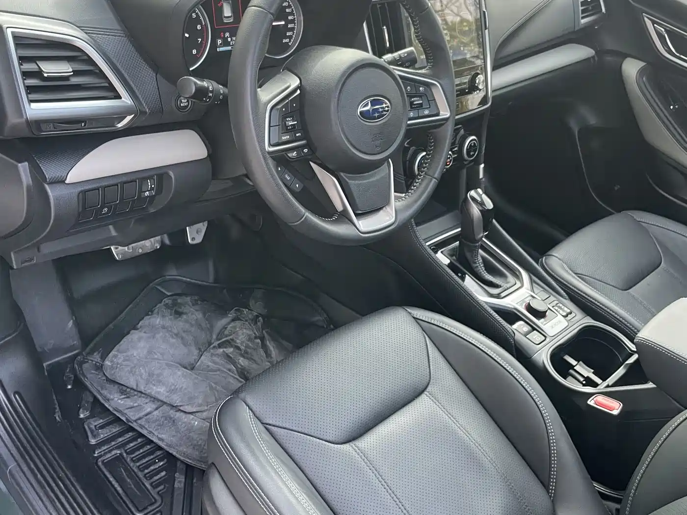 Subaru Forester 2022 2.0i AWD Luxury Edition with EyeSight фото 16