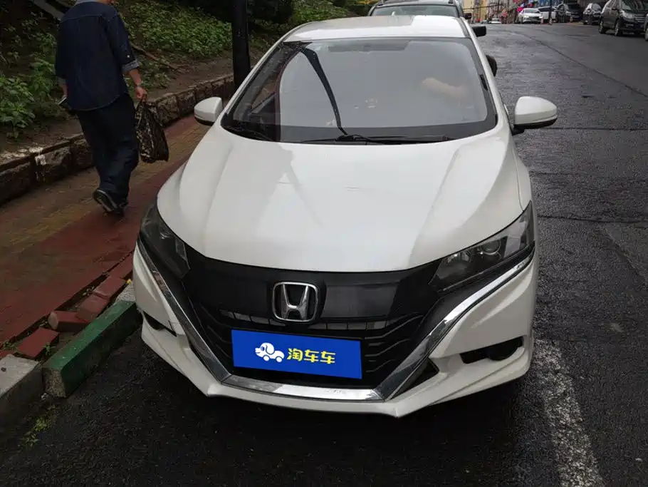 Honda Gienia 2017 2017 1.5L CVT Classic Edition