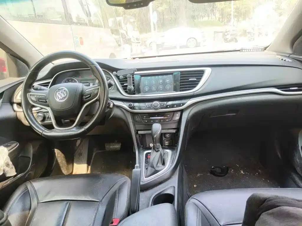 Photo 12 - Buick Excelle