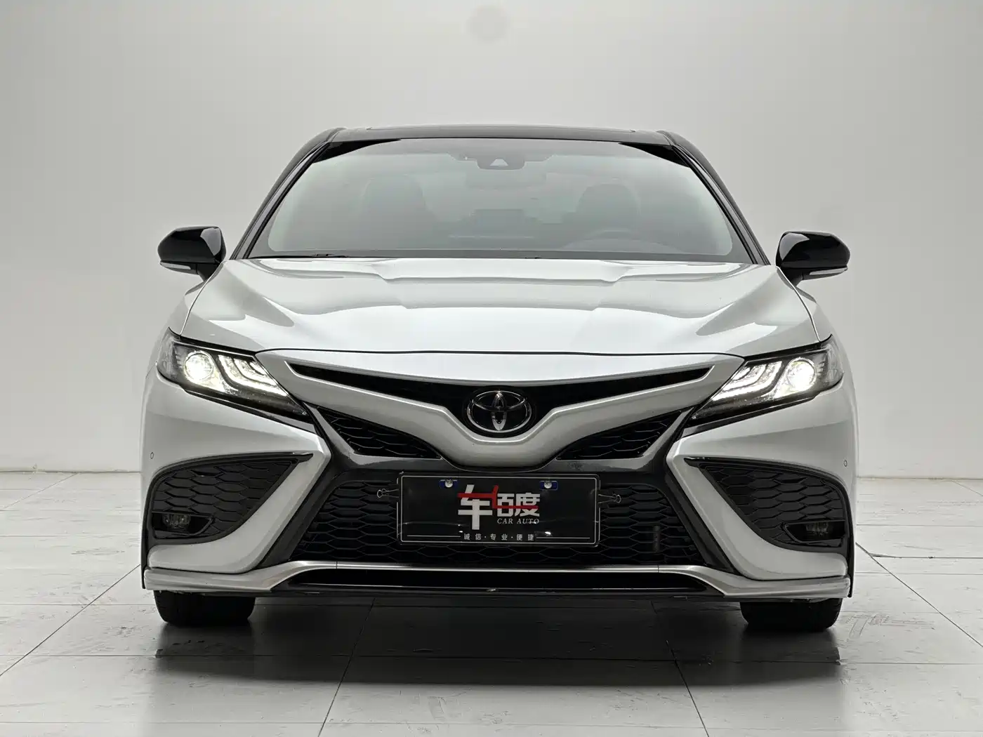 Toyota Camry 2021 2.5S Feng Shang Edition фото 2