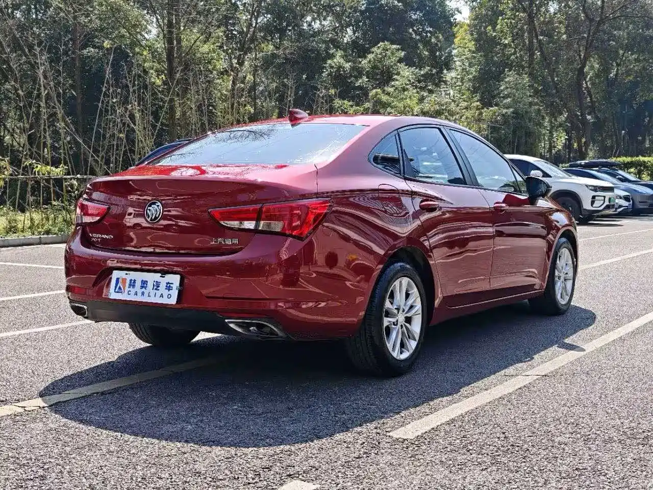 Buick Verano 2018 Sedan 20T Dual Clutch Leading фото 27