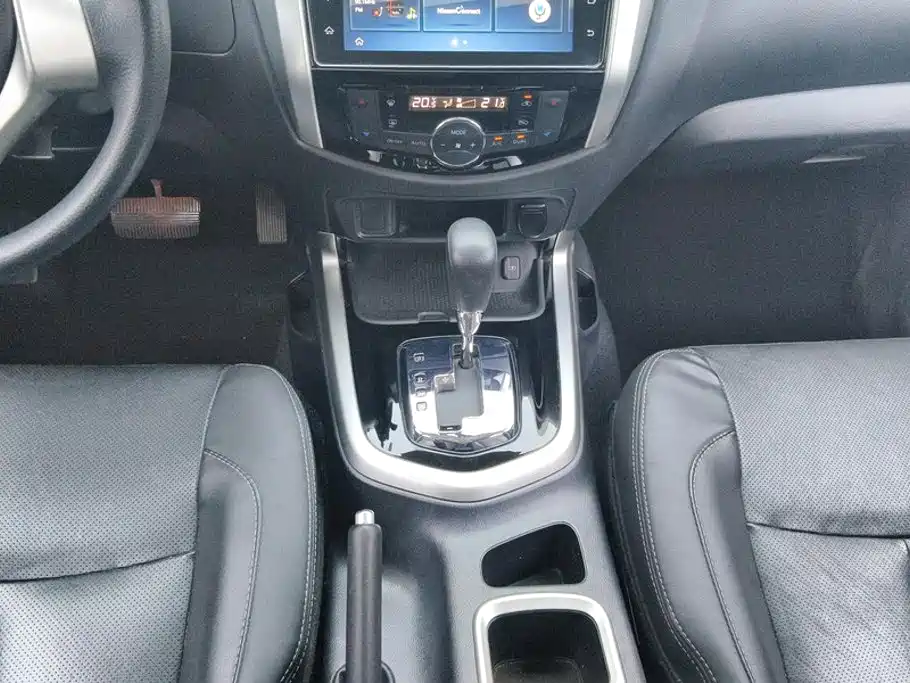 Nissan Terra 2023 2020 2.5L XL Upper Automatic 2WD Luxury Edition