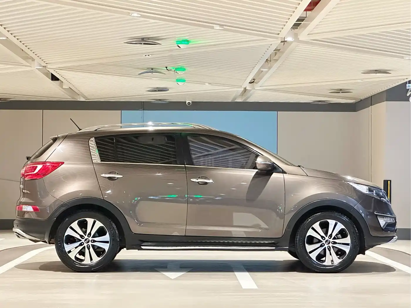 Kia Sportage 2012 2.0L Automatic 2WD GLS фото 8