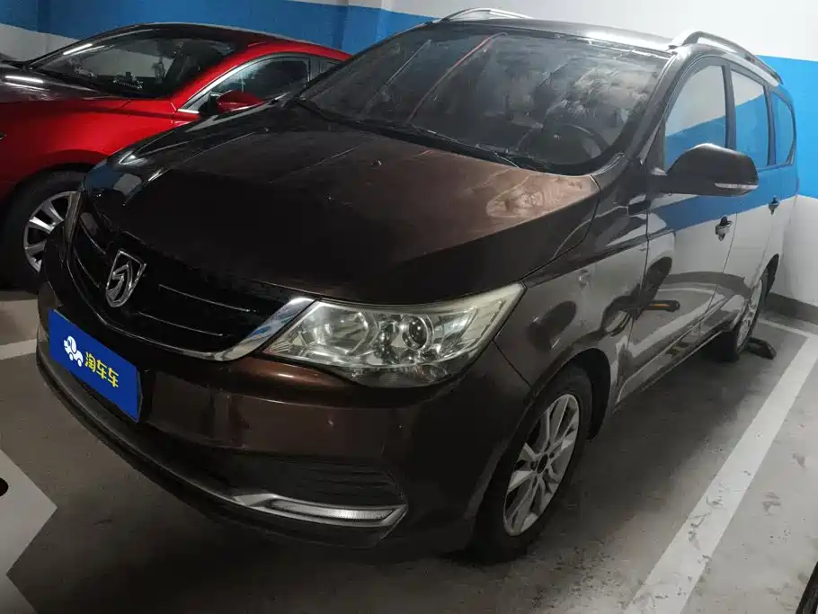 Фото 1 - Baojun 730