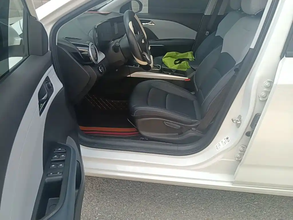 Chevrolet Monza 2024 2024 1.5L Dual-Clutch Delight Edition
