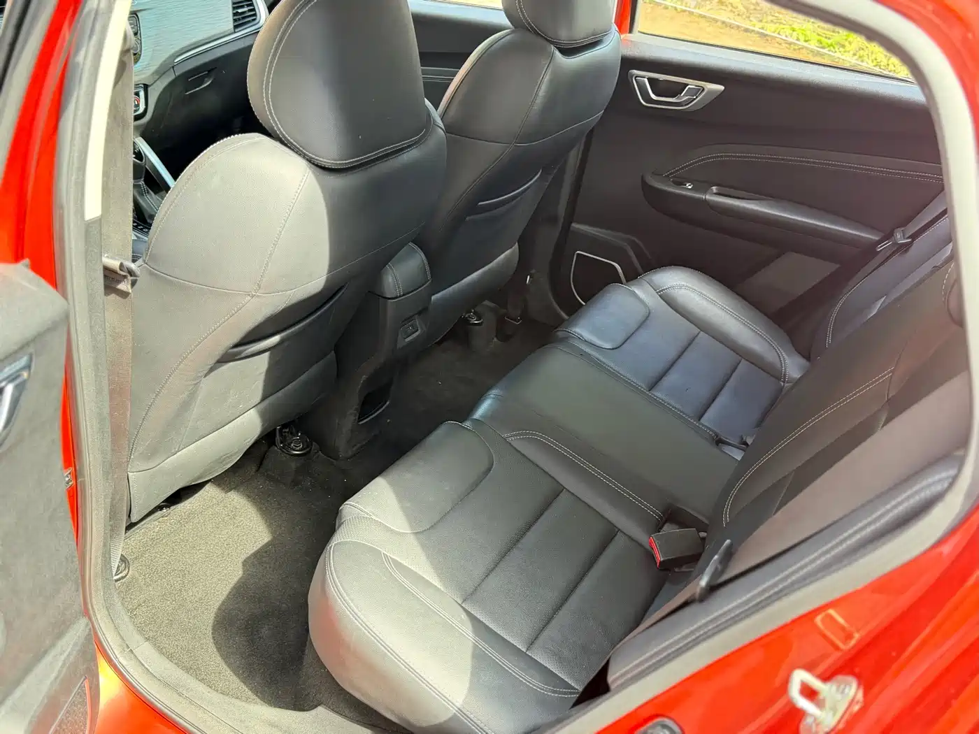 Photo 8 - Geely Vision X3