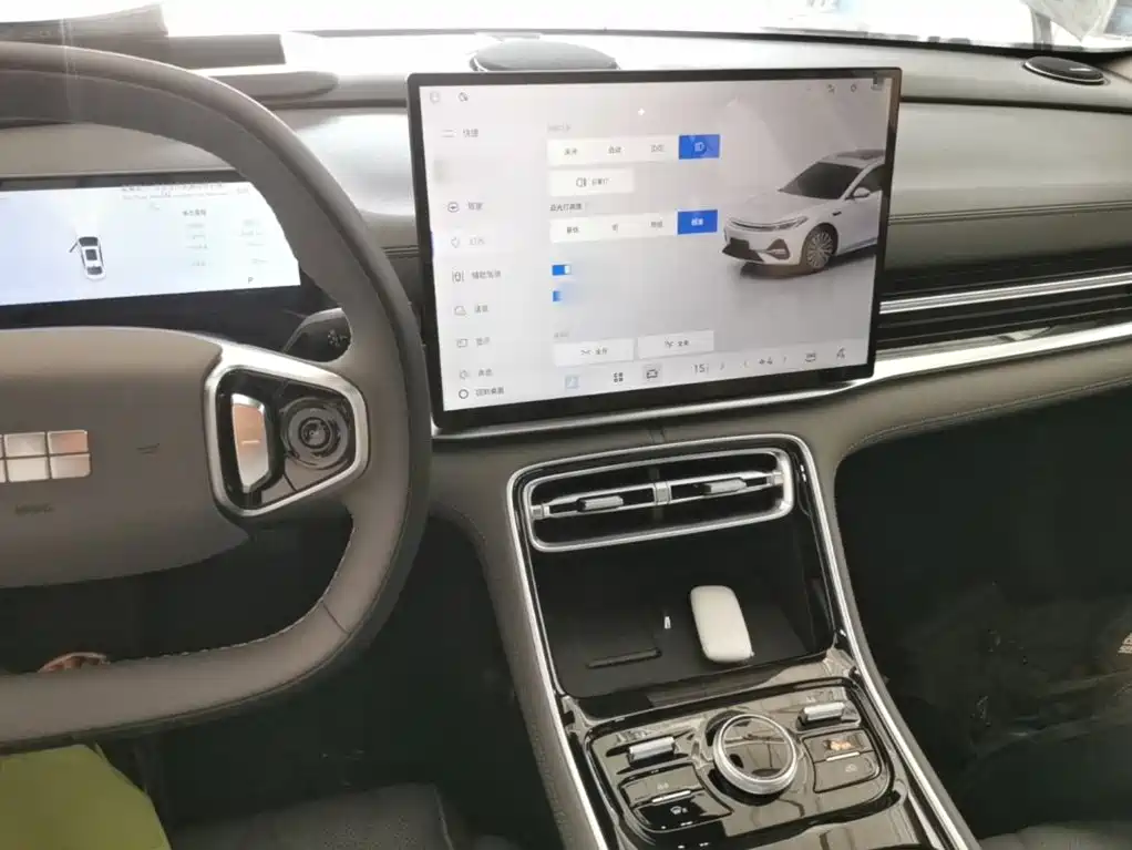 Geely Galaxy Galaxy A7 2026 2025 EM-i 150km Explorer+ Edition