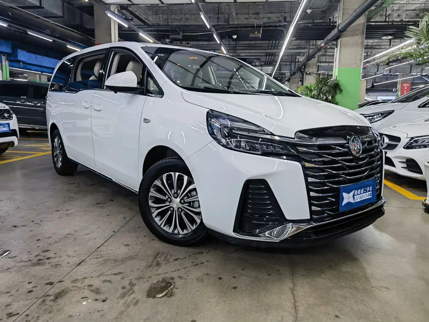 BUICK GL8