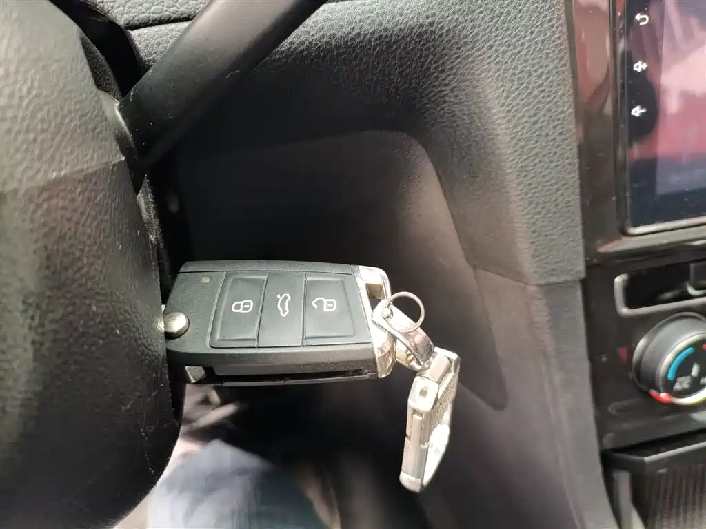 Volkswagen Golf 2018 230TSI Automatic Comfort фото 18
