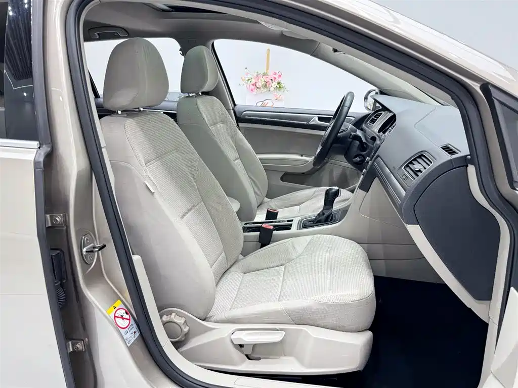 Volkswagen Golf 2015 1.4TSI Automatic Comfort фото 8