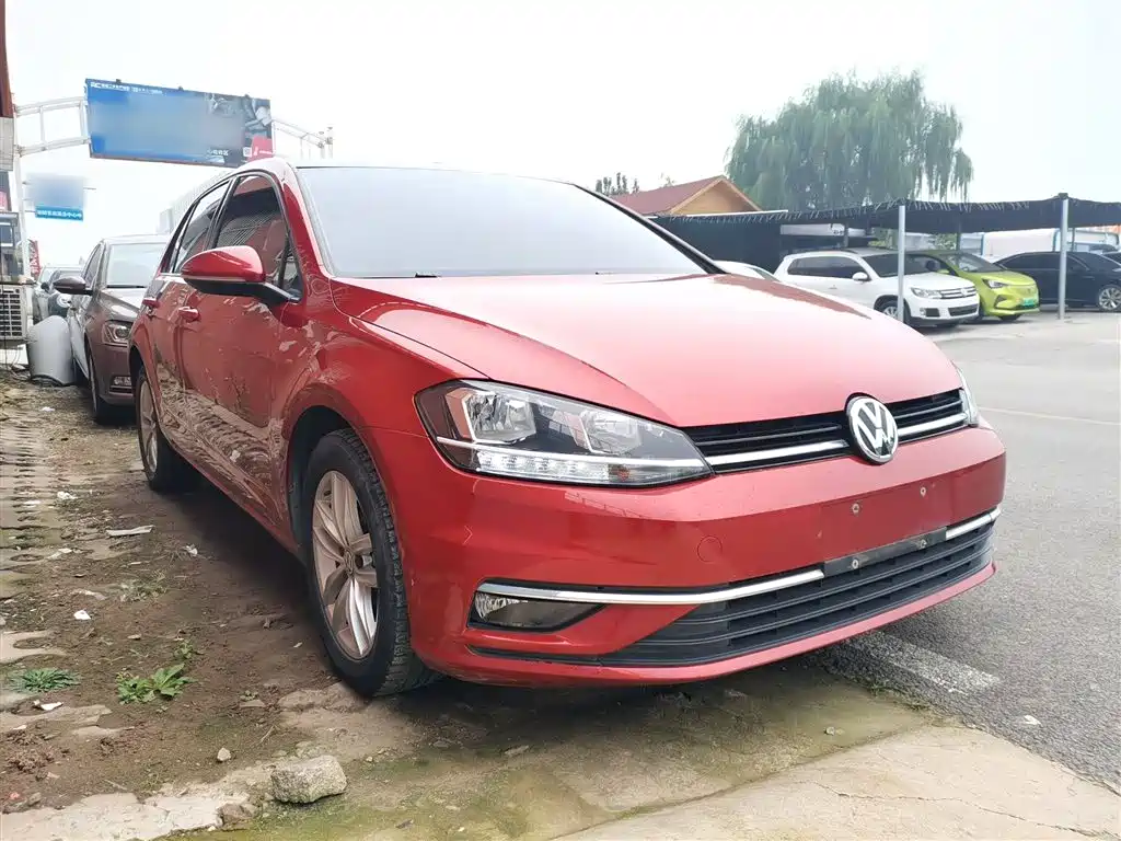 Volkswagen Golf 2018 230TSI Automatic Comfort фото 23