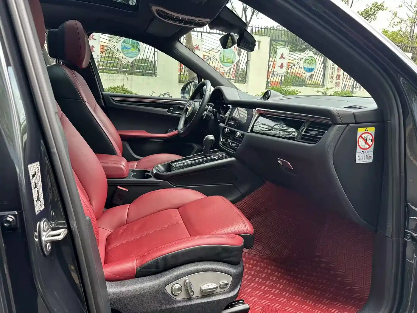 Porsche Macan 2022 Macan 2.0T фото 11