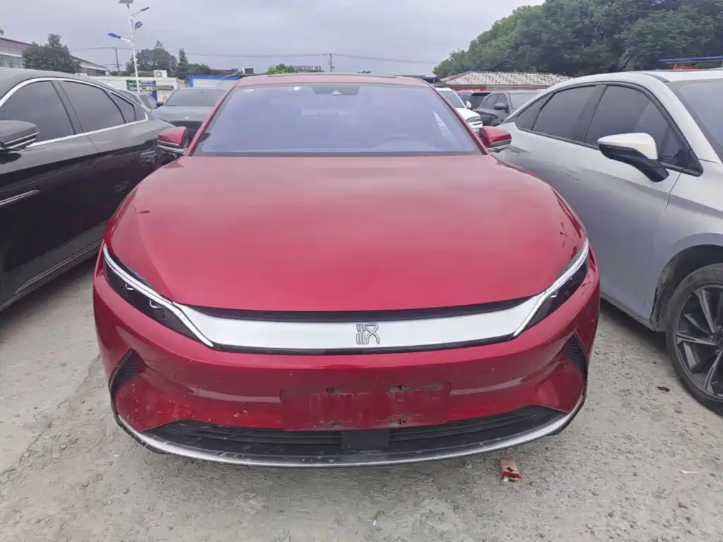 Фото 3 - BYD Han