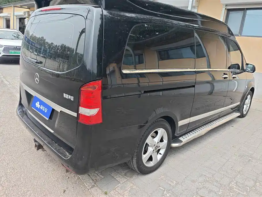Mercedes-Benz Vito 2018 2.0T Elite Edition 7-Seater China V фото 3