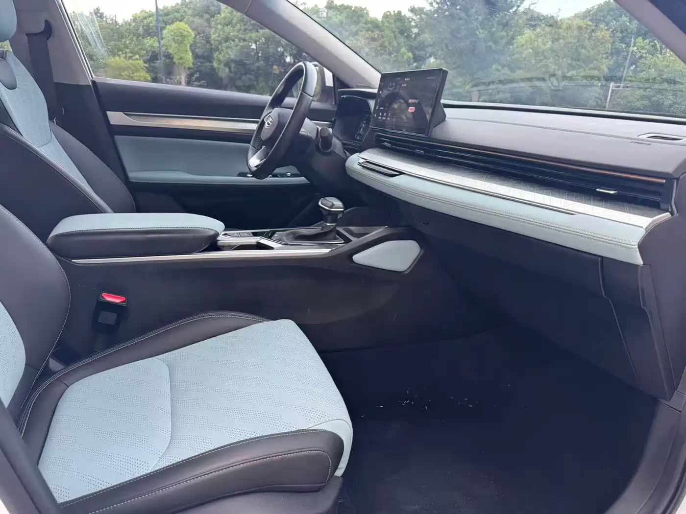 Geely Emgrand L 2022 2022 1.4T CVT Supreme
