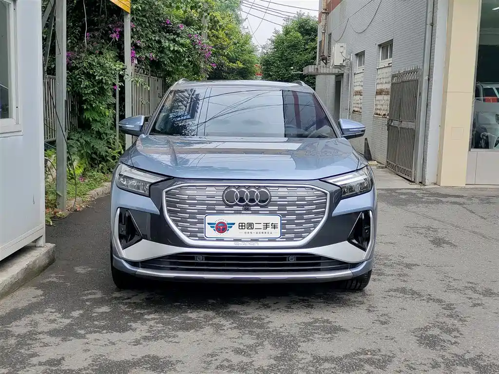 Audi Q4 e-tron 2022 40 e-tron Creation Edition фото 2