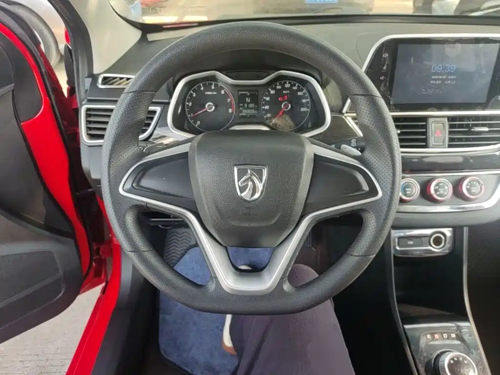 Baojun 310 2018 2017 1.5L Auto Fashion