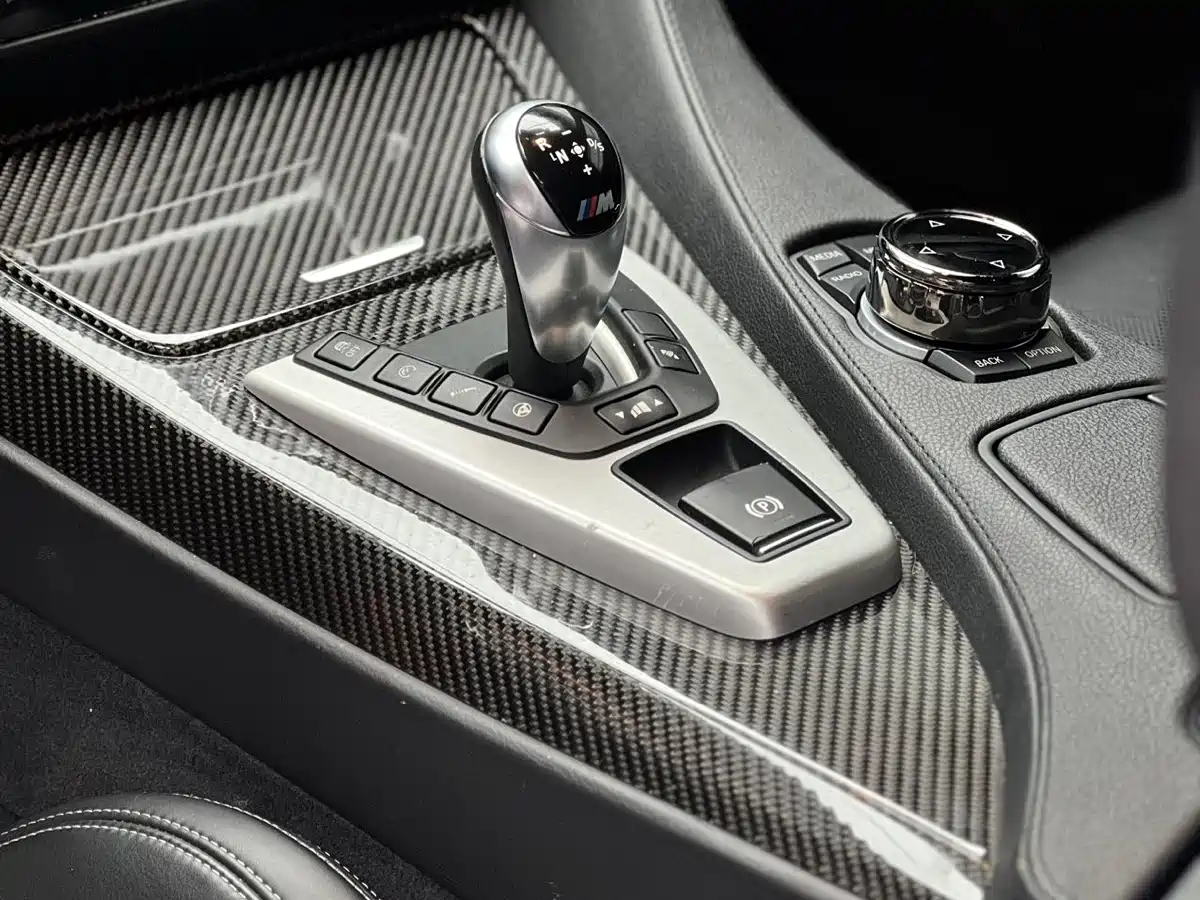 BMW M6 2013 M6 Coupe фото 15