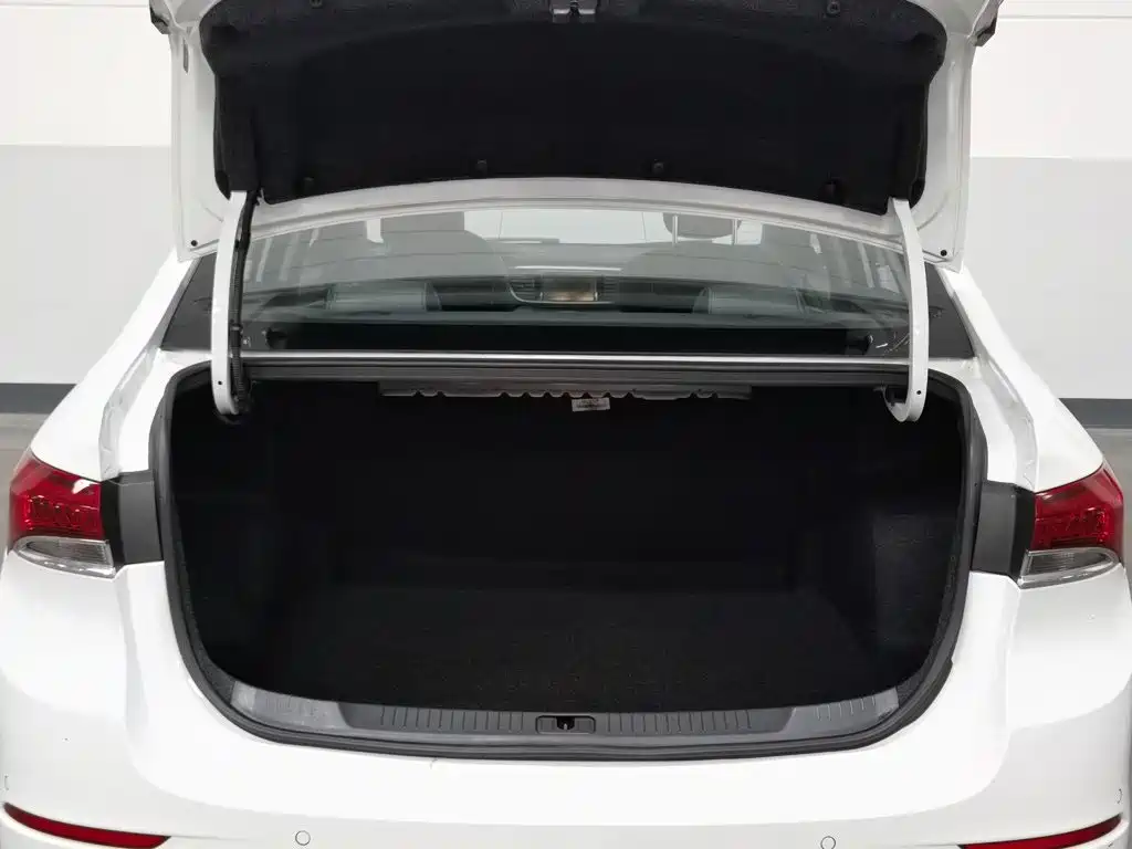 Фото 16 - Buick Excelle