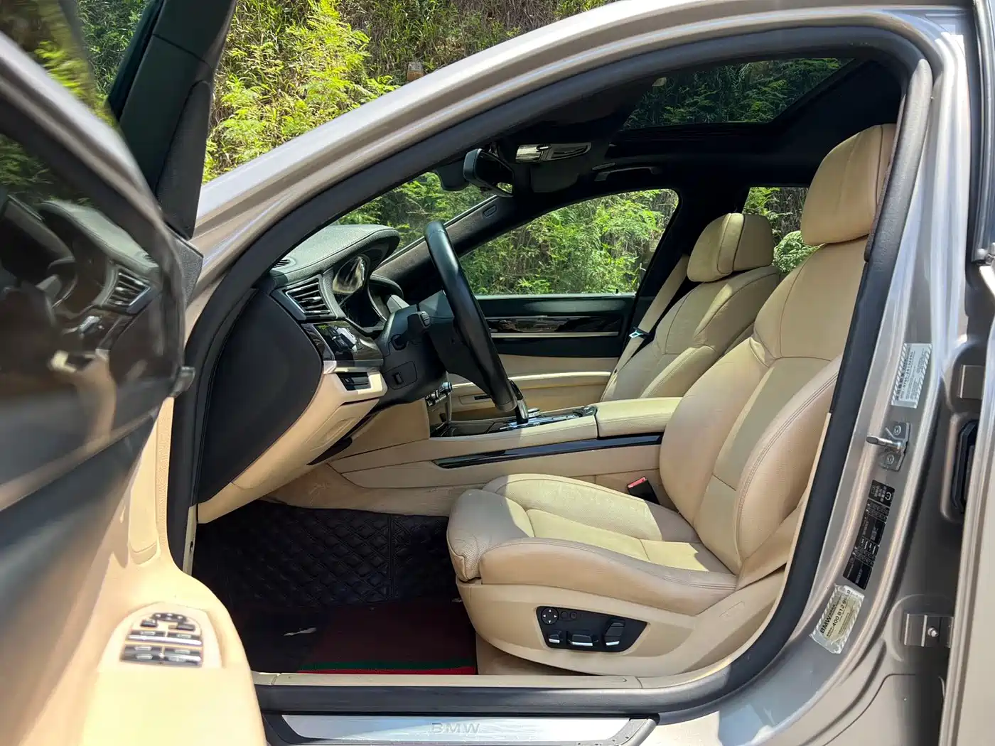 BMW 7 Series 2010 2009 740Li Premium