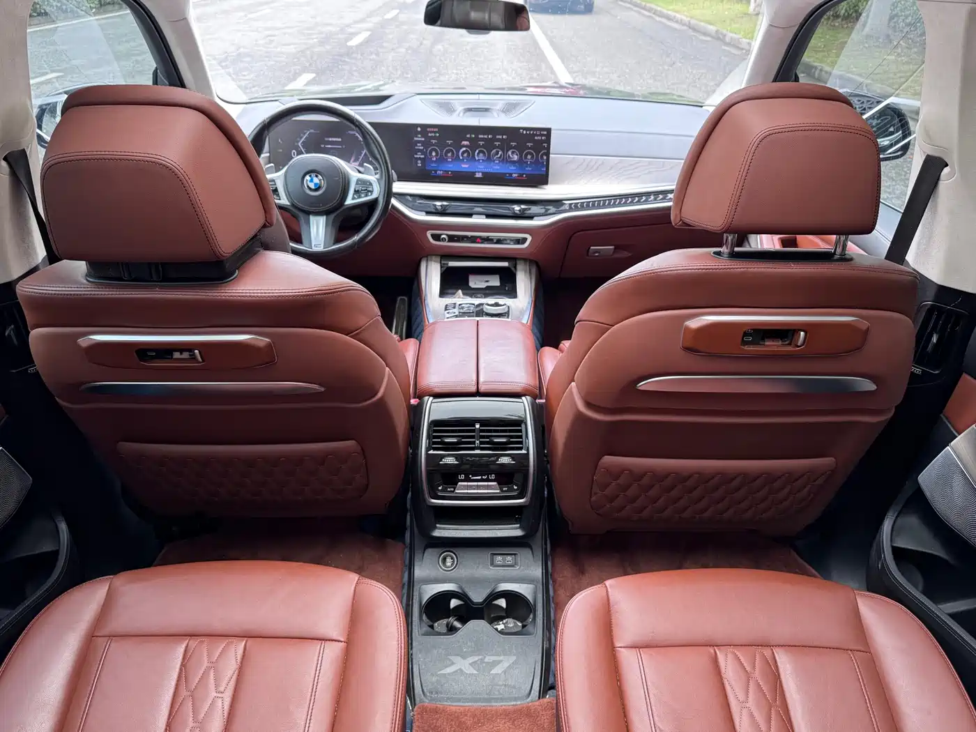 BMW X7 2023 xDrive40i Executive M Sport Package фото 23