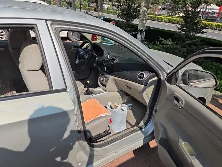 Changan Yuexiang V3 2014 2012 1.3L Manual Standard