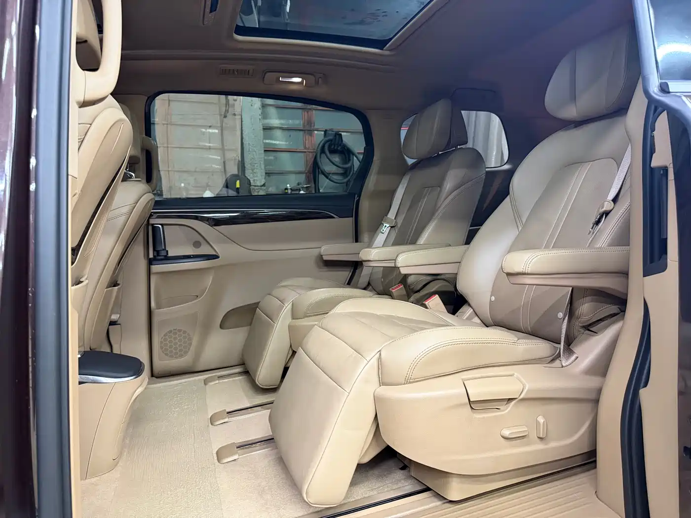 Buick GL8 2018 ES 28T Luxury Type China VI фото 25