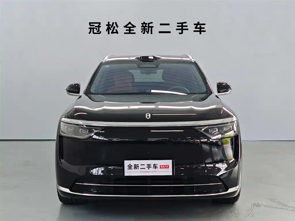AITO Wenjie AITO M8 2025 Model Extended Range Max Edition 37kWh 6-Seater фото 2