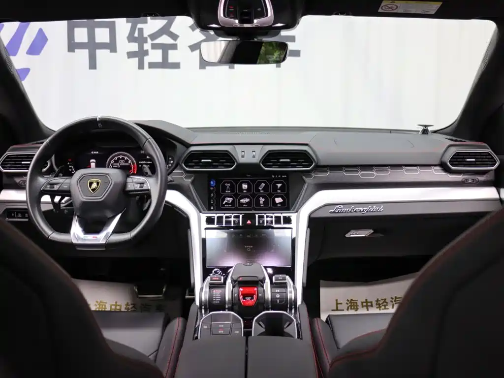 Lamborghini Urus 2019 2018 4.0T V8