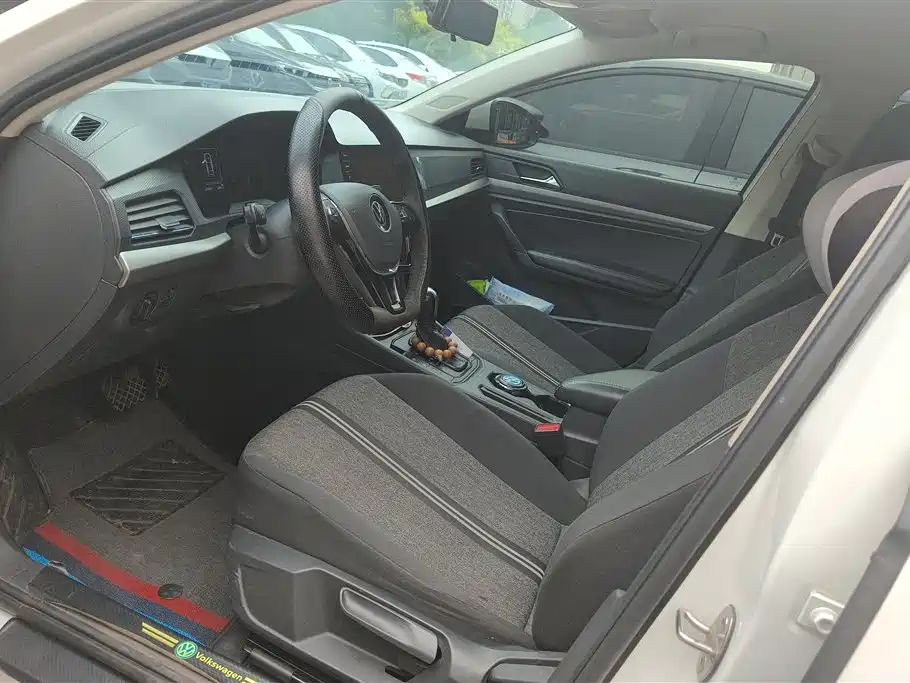 Volkswagen Lavida 2021 1.5L Automatic Trend Edition фото 9