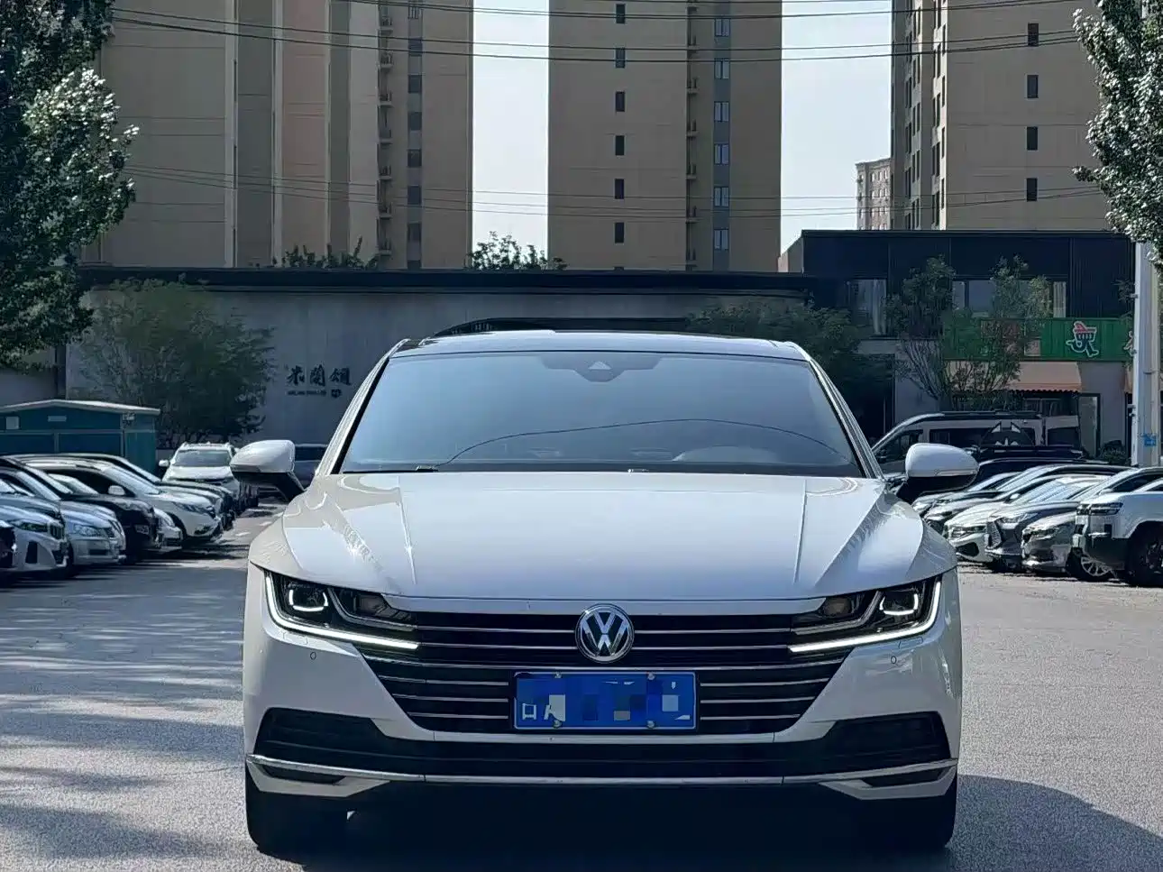 Photo 2 - Volkswagen CC