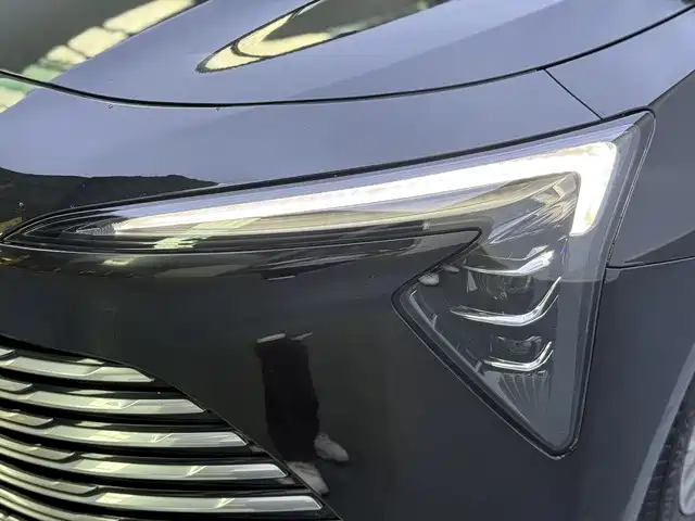 Buick LaCrosse 2025 2026 Model 28T Platinum Edition