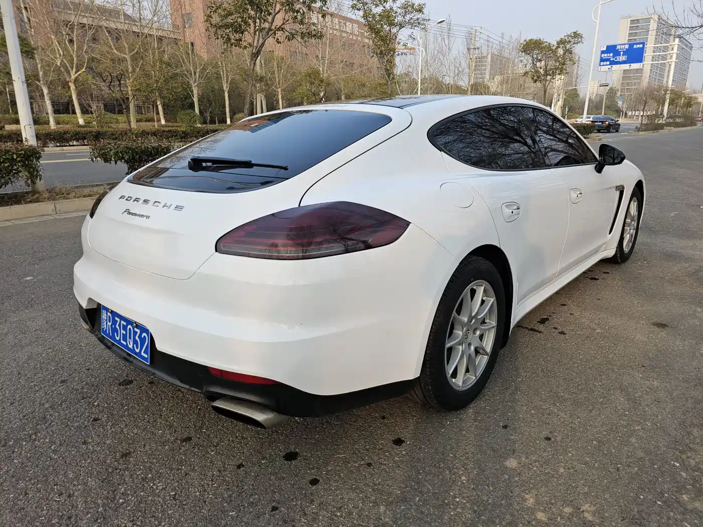 Porsche Panamera 2014 Panamera 3.0T фото 6