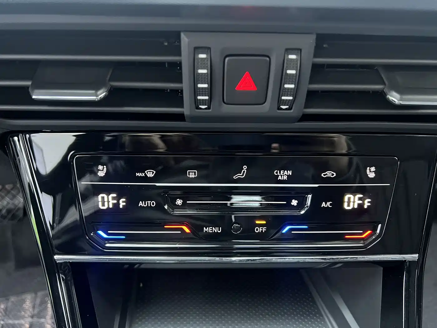 Volkswagen Passat 2026 Outstanding Edition 330TSI Elite Version фото 18
